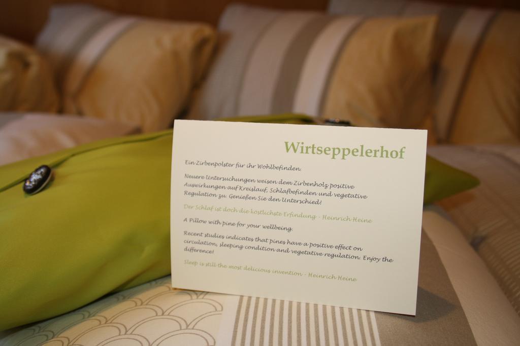 Wirtseppelerhof Apartments Leutasch Szoba fotó